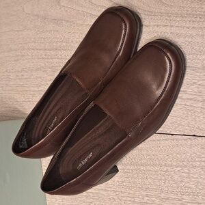 Croft and Barrow Heel Loafers NWOT Sz 7.5W